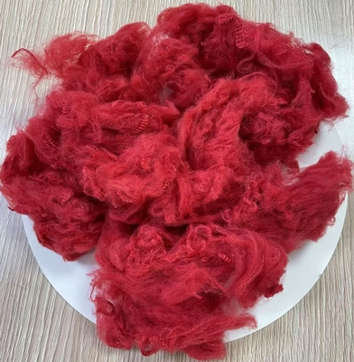 ราคาดี เส้นใยโพลีเอสเตอร์ย้อมสีแบบ Dope Dyed ไม่เคลือบซิลิโคน 1.5D 38mm สีแดงสด ออนไลน์